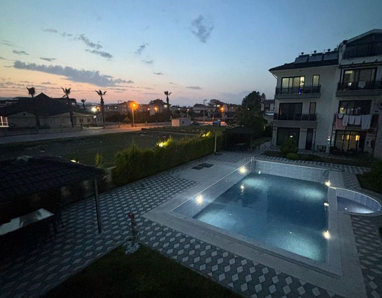 Muğla Dalaman Merkez Mah'de 2+1 Havuzlu Sitede Satılık Daire