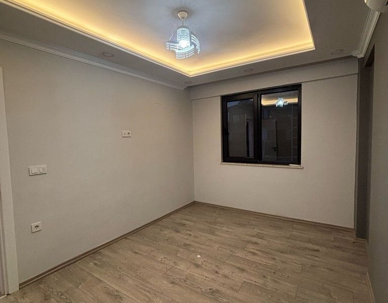 Muğla Dalaman Merkez Mah'de 2+1 Havuzlu Sitede Satılık Daire