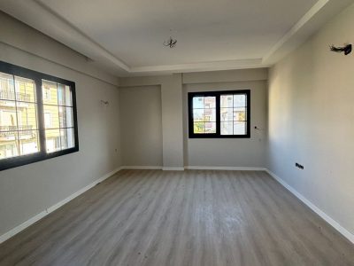 Dalaman Hürriyet Mah'de 2+1 Kapalı Mutfak Havuzlu Satılık Daire