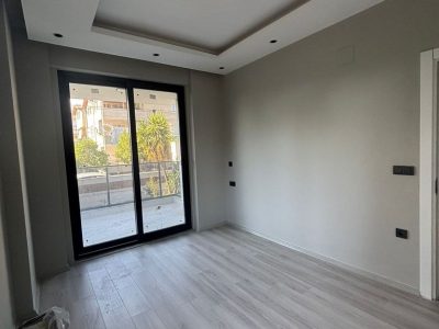 Muğla Dalaman Merkez Mah'de Geniş LÜX 1+1 Satılık Son Daire