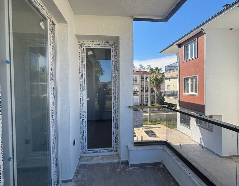 Dalaman Hürriyet Mah'de 1+1 Havuzlu Site İçinde Satılık Daireler