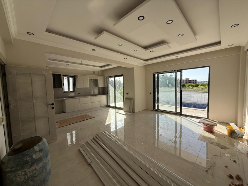 Dalaman Karaçalı Mah'de 4+1 Müstakil Otoparklı LÜX Geniş Villa